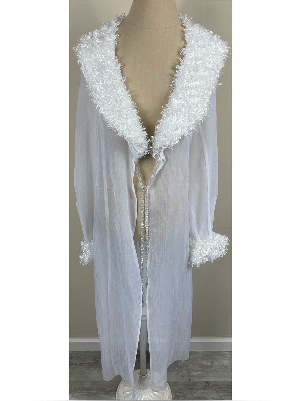 Vintage Chayes White Faux Fur Trim Duster